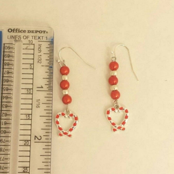 Assorted Holiday earrings - Picture 5 of 5